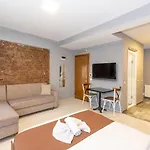 Leon * 伊斯坦布尔