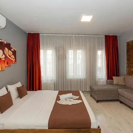 Leon Apartment *