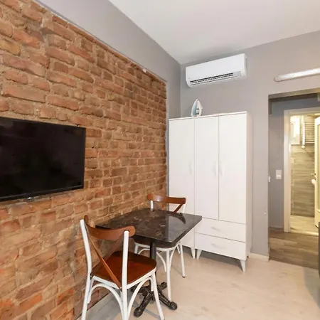 Leon Apartment Istanbul